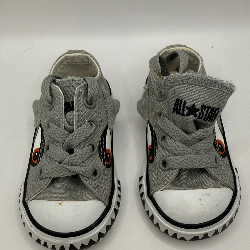 Converse Shark Low Top Limestone Orange Gray Size 3 Infant Chick Taylor All Star